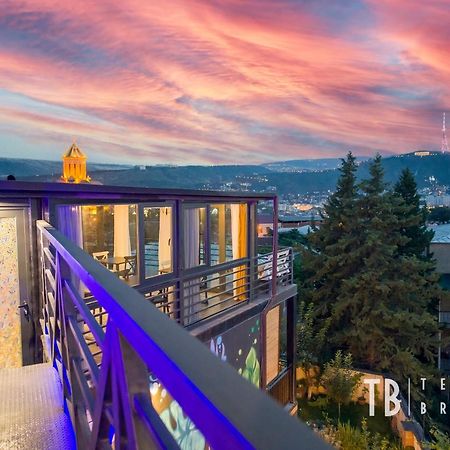 Terra Bridge Hotel Tbilisi Bagian luar foto
