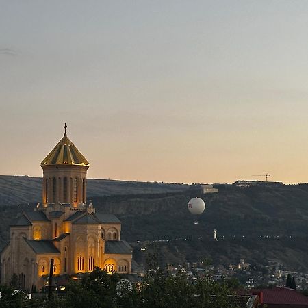 Terra Bridge Hotel Tbilisi Bagian luar foto