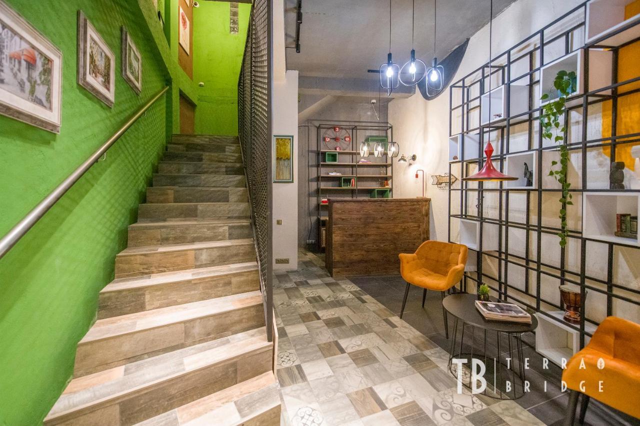 Terra Bridge Hotel Tbilisi Bagian luar foto