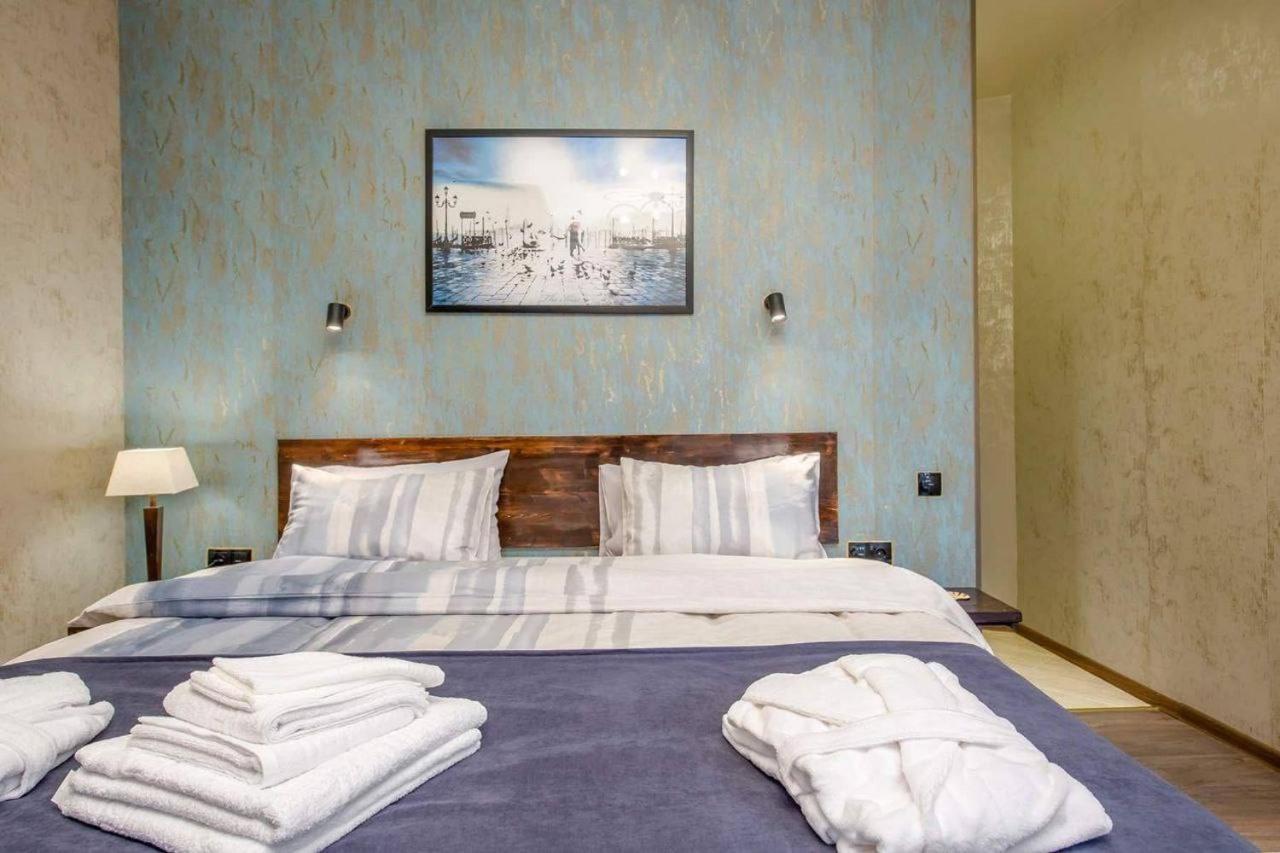 Terra Bridge Hotel Tbilisi Bagian luar foto